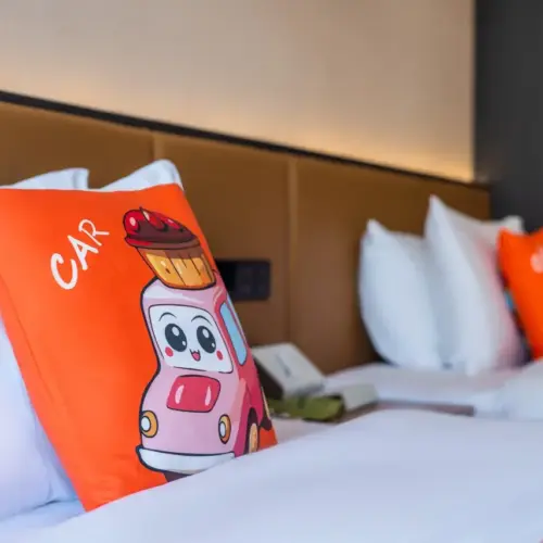 Cars Family Twin Room (Children’s Enclosure + Baby Bed)