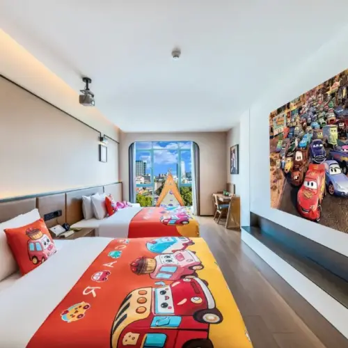 Cars Family Twin Room (Children’s Enclosure + Baby Bed)